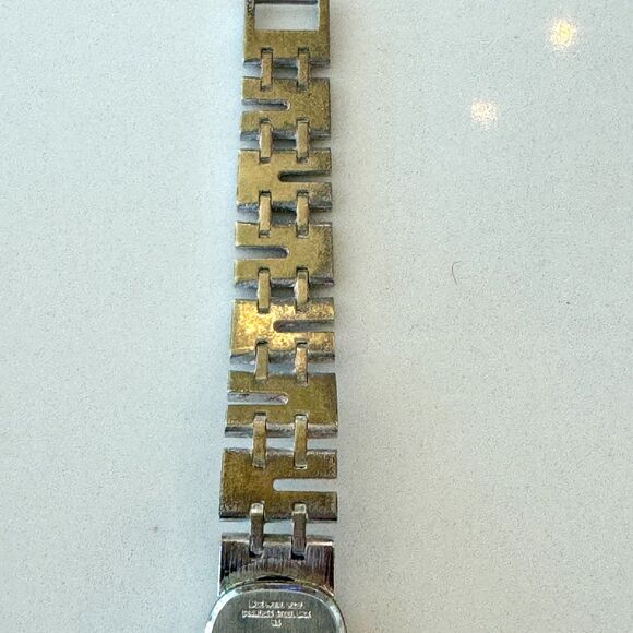 Vintage Caravelle Bulova Women's Silver Tone Mechanical Wrist Watch - Picture 10 of 10